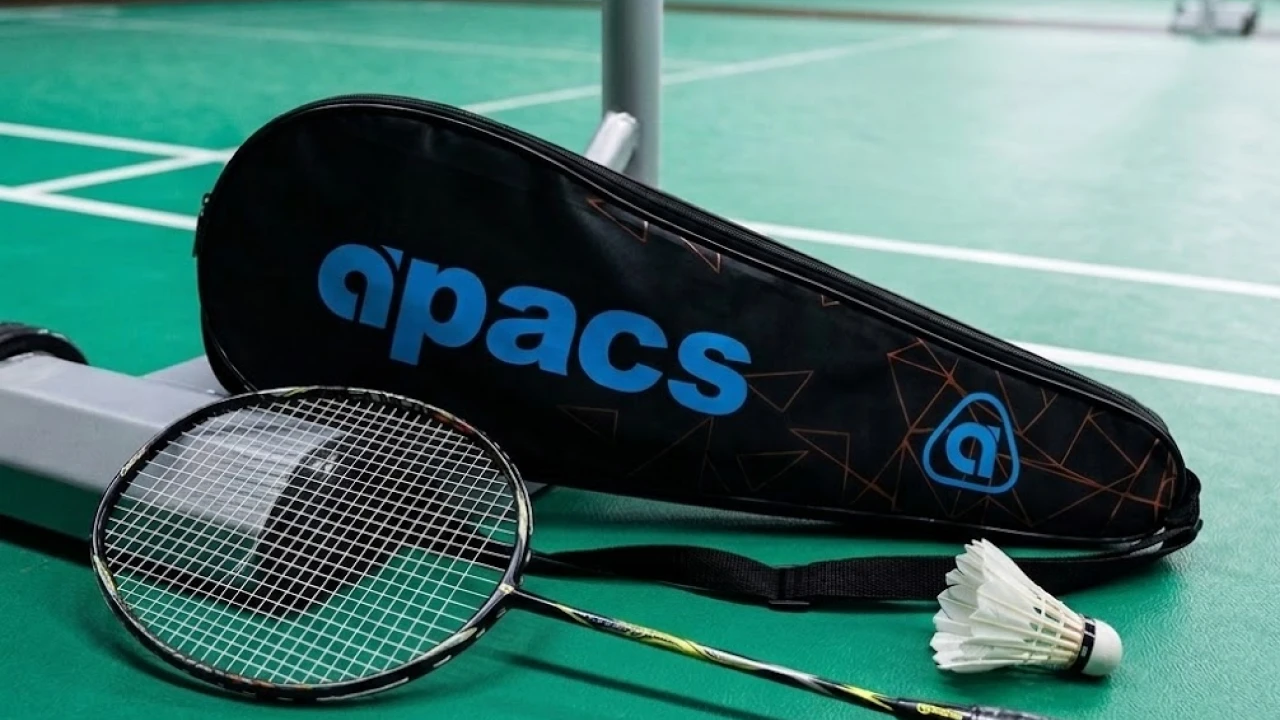 Apacs Graphite 999 Review UAE - Specs, Tension & Is It Worth It?