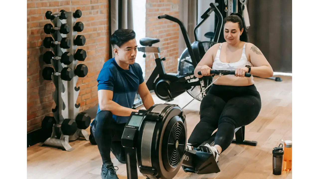 Top 5 rowing machines under AED 2000 for Dubai apartments