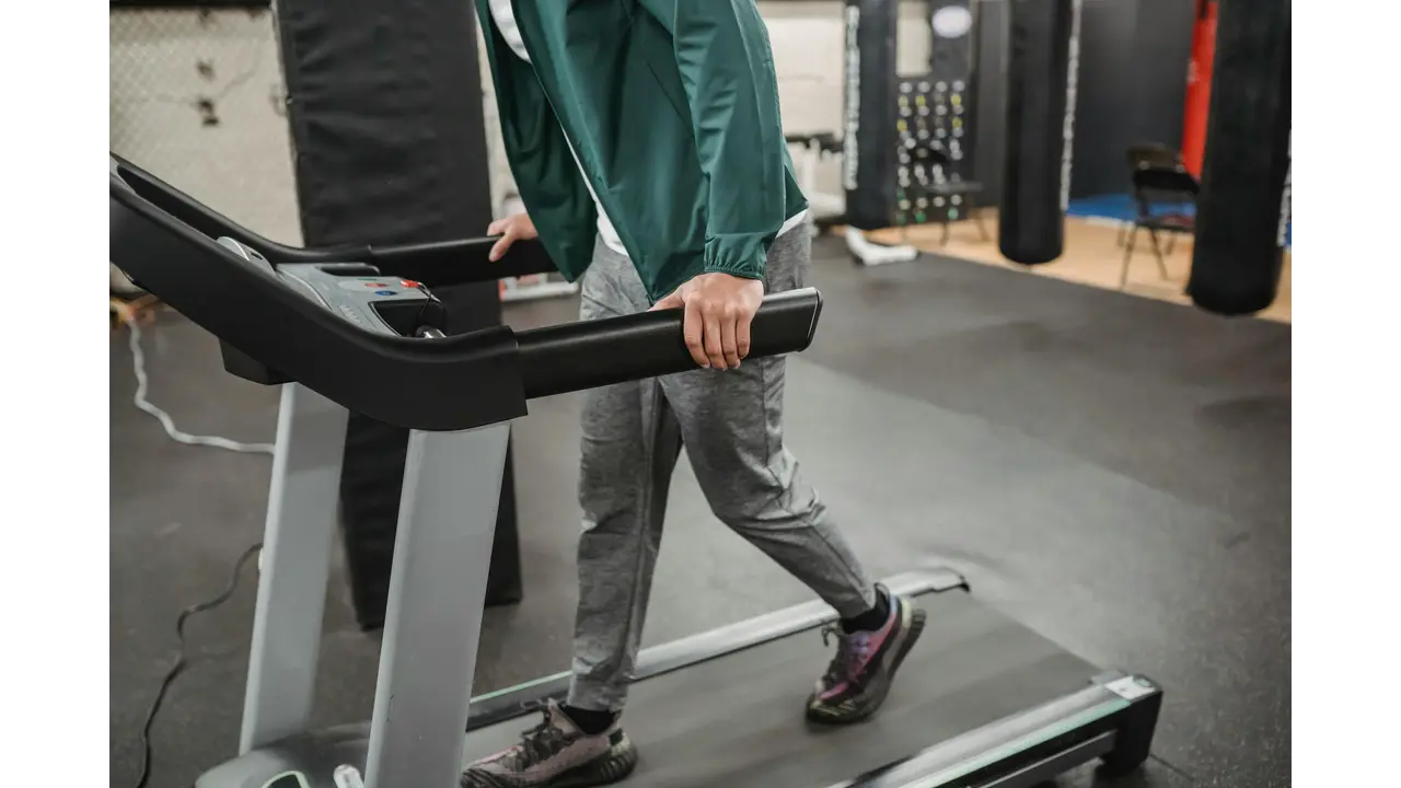 Treadmill Troubleshooting: Fix Belt Slipping, Noise, Error Codes & Power Issues&nbsp;